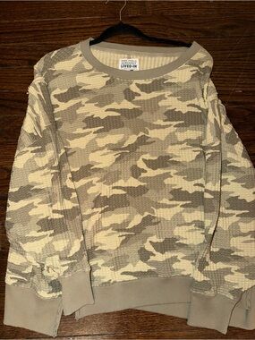 American Eagle Camo Waffle Knit Crewneck Sweater - Tan Camo